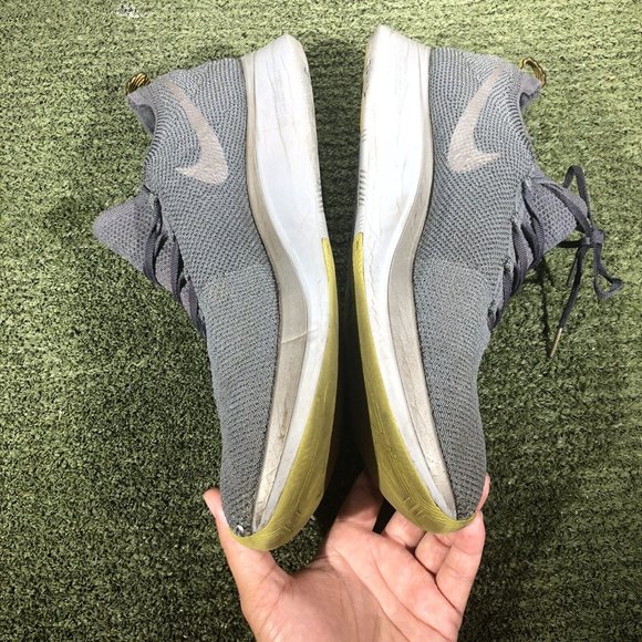 Nike Zoom Fly FK Flyknit Men\'s Size 12.5 Running Shoes AR4561-002 Gray/silver main image 8